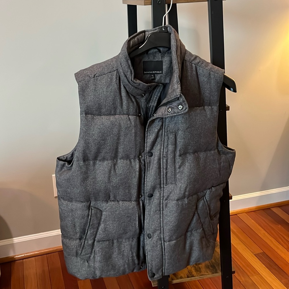 Banana Republic Grey Zip Up Vest Size XL